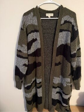 Knox Rose Olive Gray Camo Open-Front Cardigan